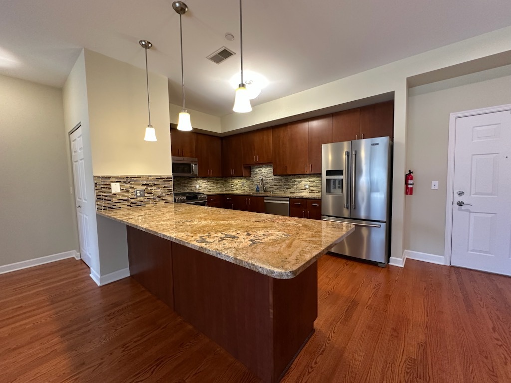 5100 W 96th Street #232, Oak Lawn, IL 60453