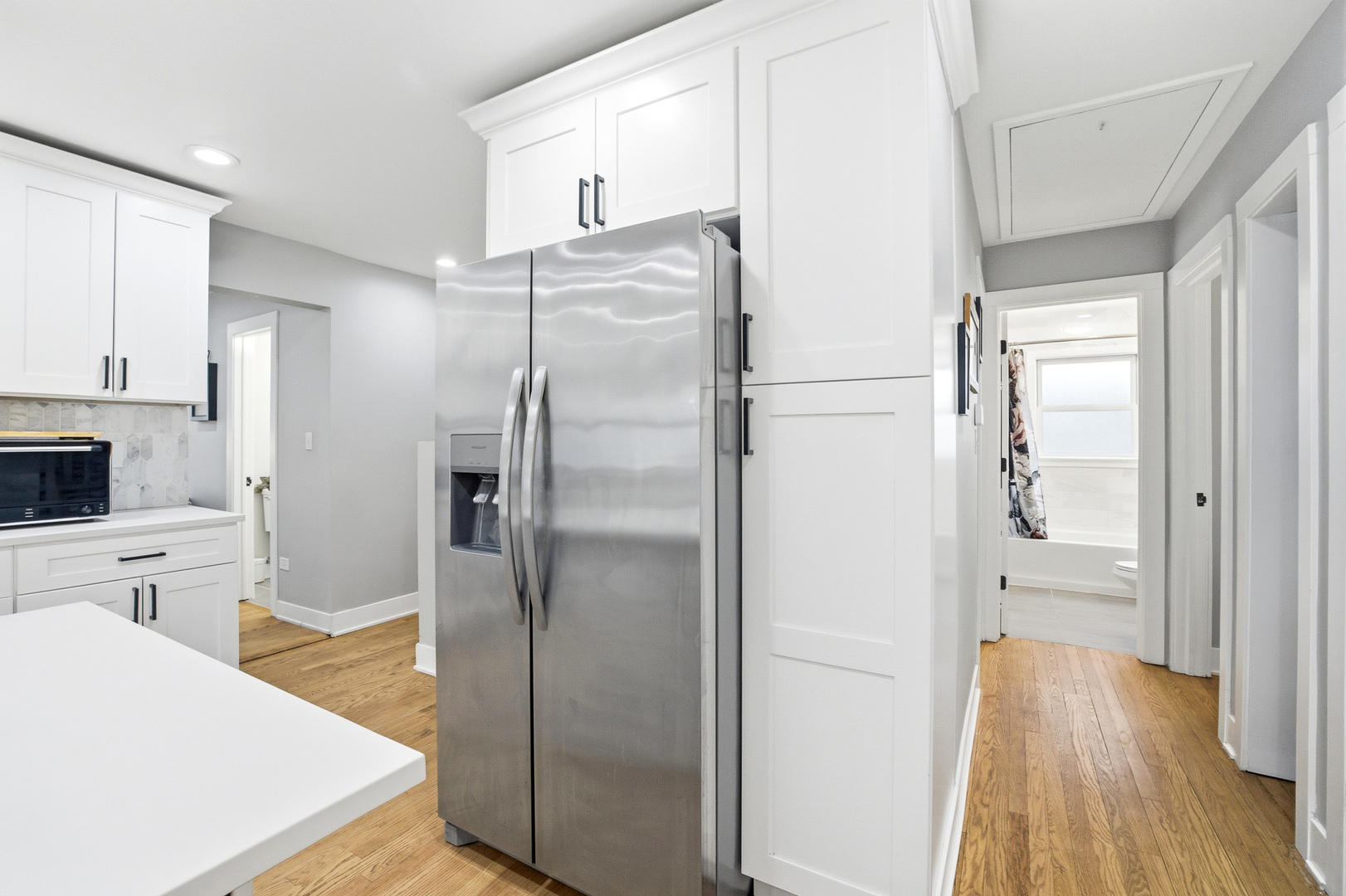 745 S Hillside Avenue, Elmhurst, IL 60126