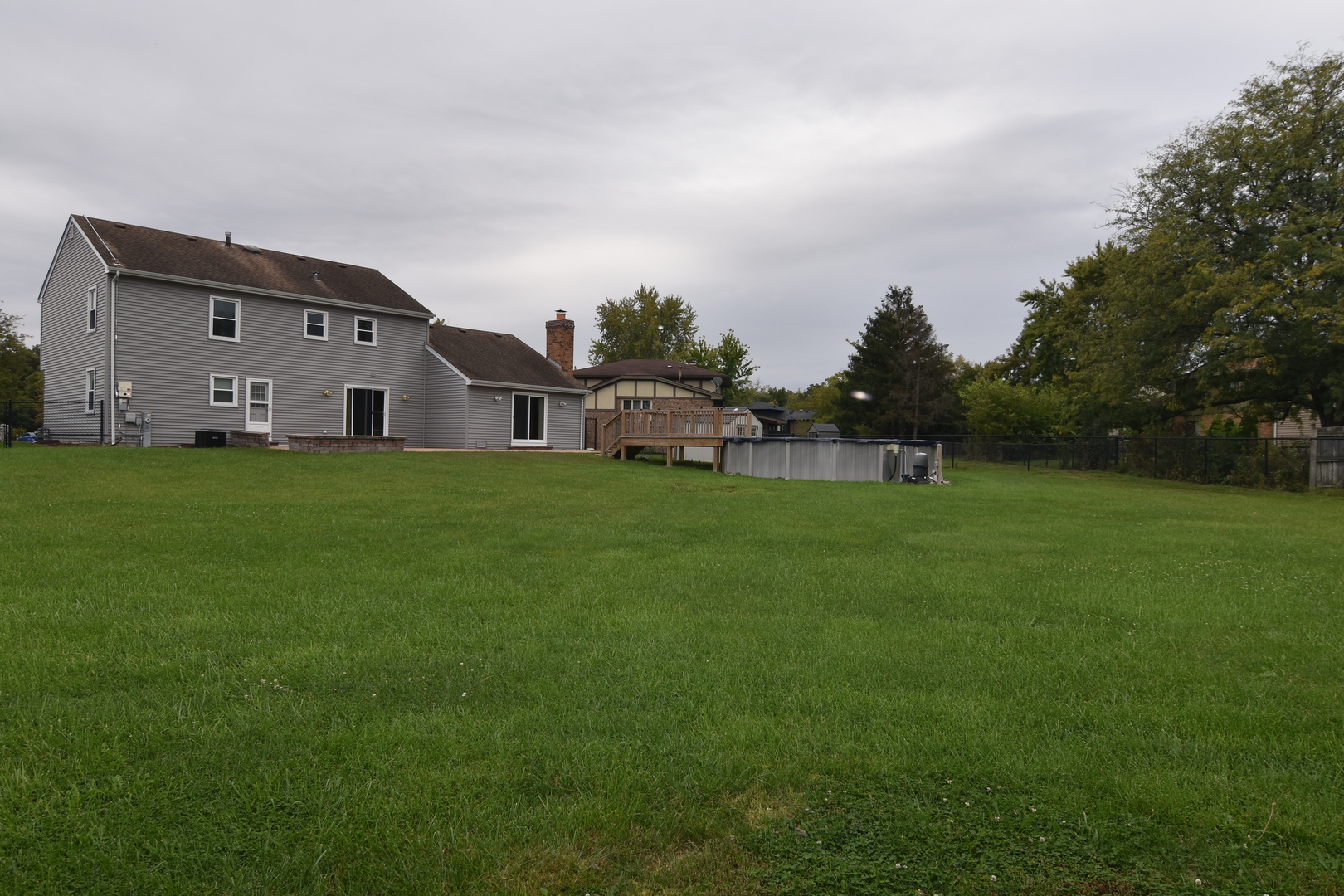 25 Carol Court, Crete, IL 60417