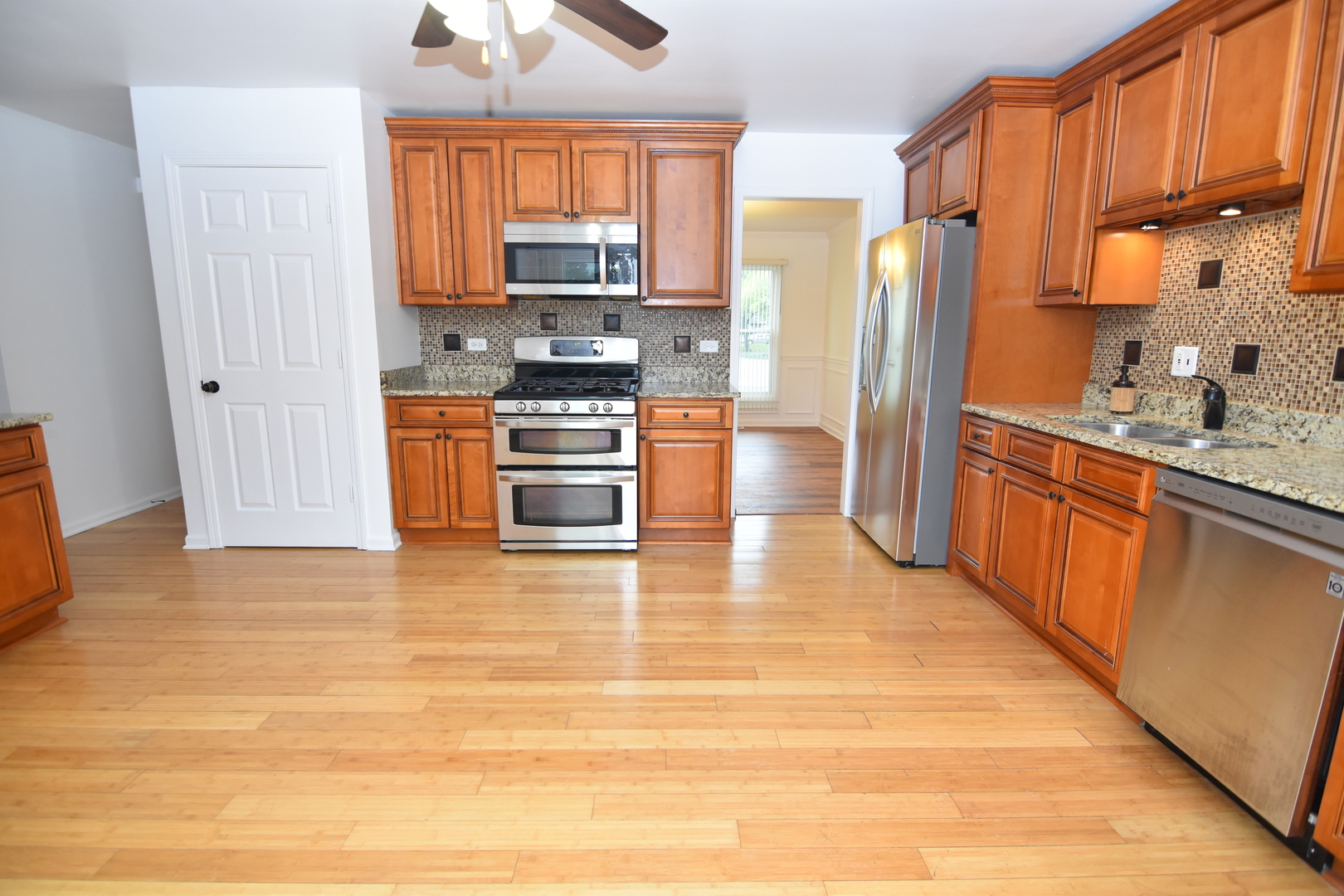 25 Carol Court, Crete, IL 60417