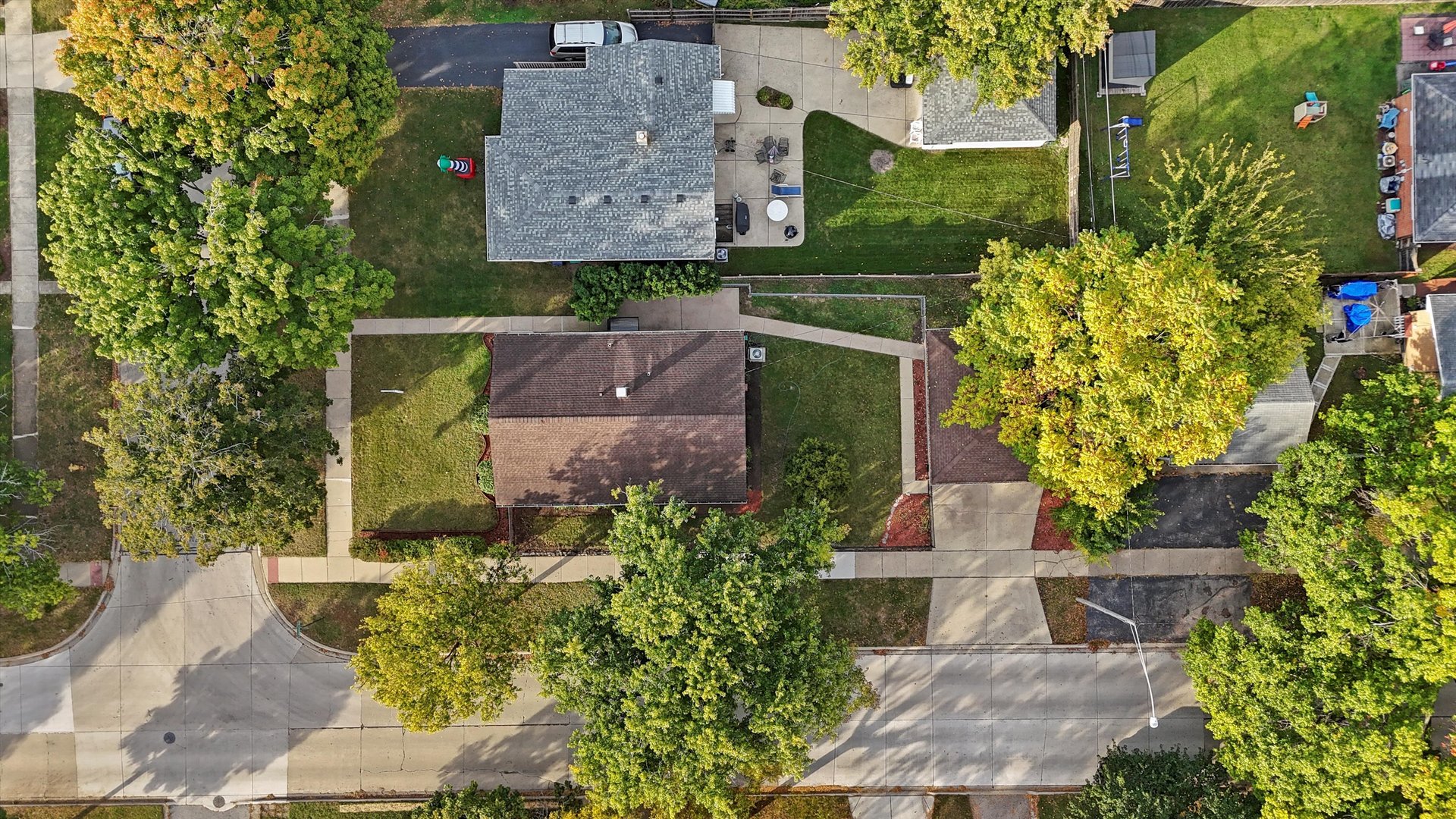 201 N Stewart Avenue, Lombard, IL 60148