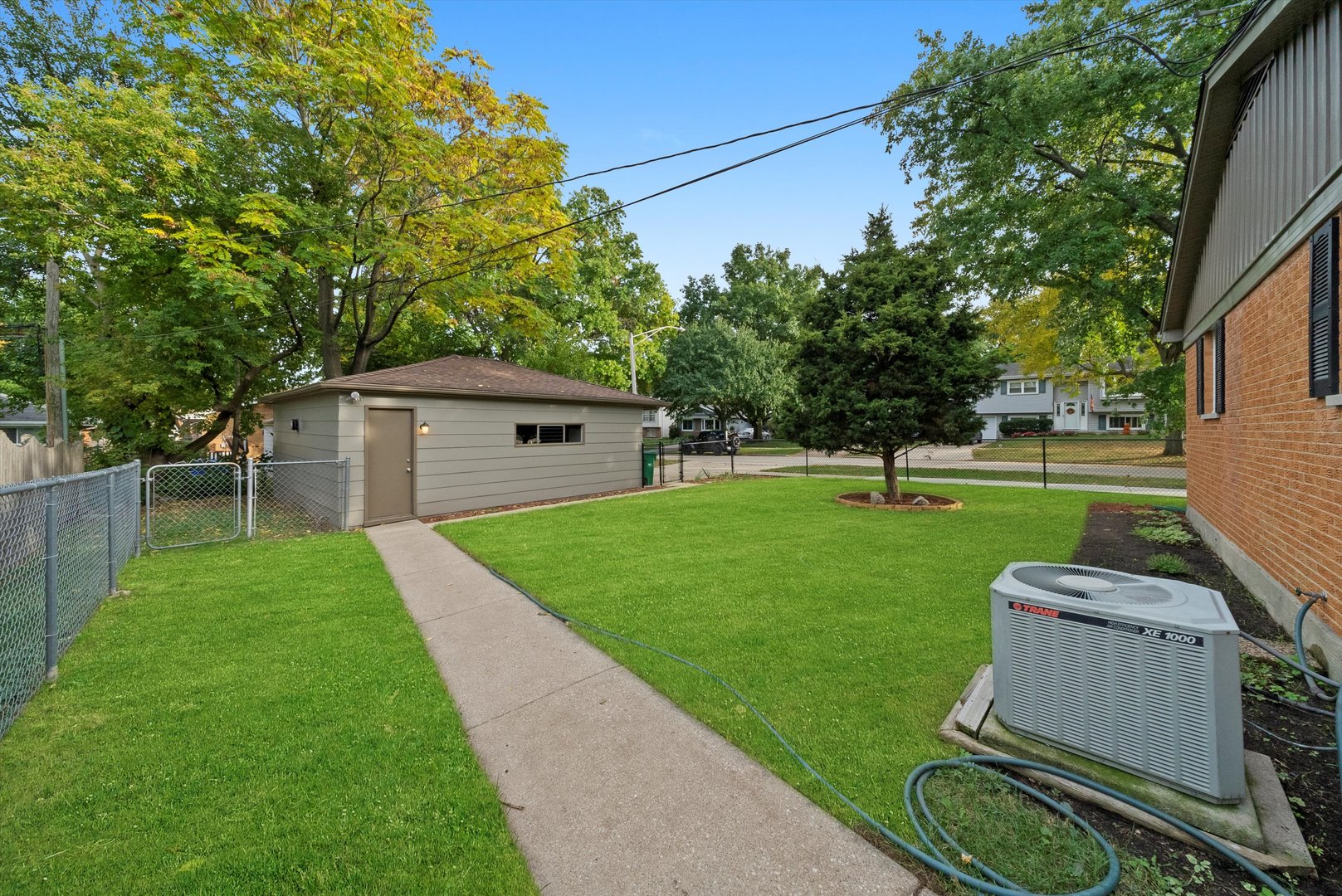 201 N Stewart Avenue, Lombard, IL 60148