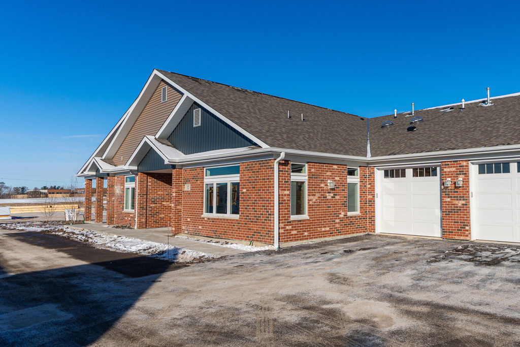 60 Kloe Lane #60, Sycamore, IL 60178