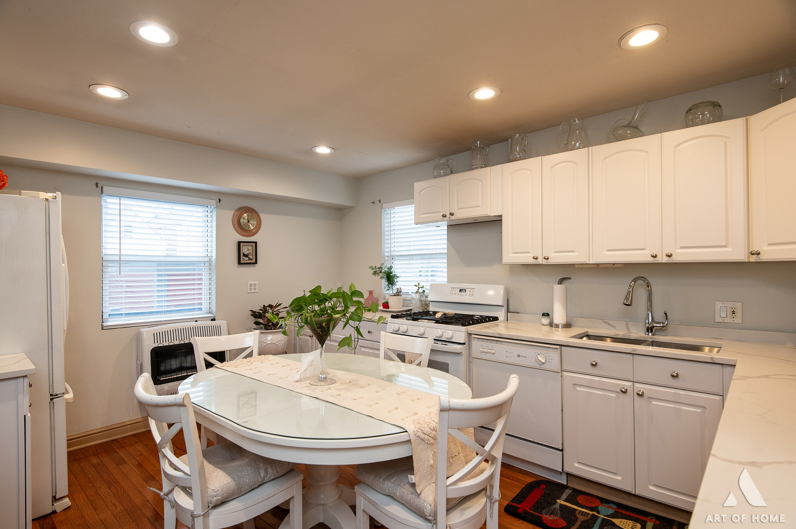 2732 W 23rd Place, Chicago, IL 60608