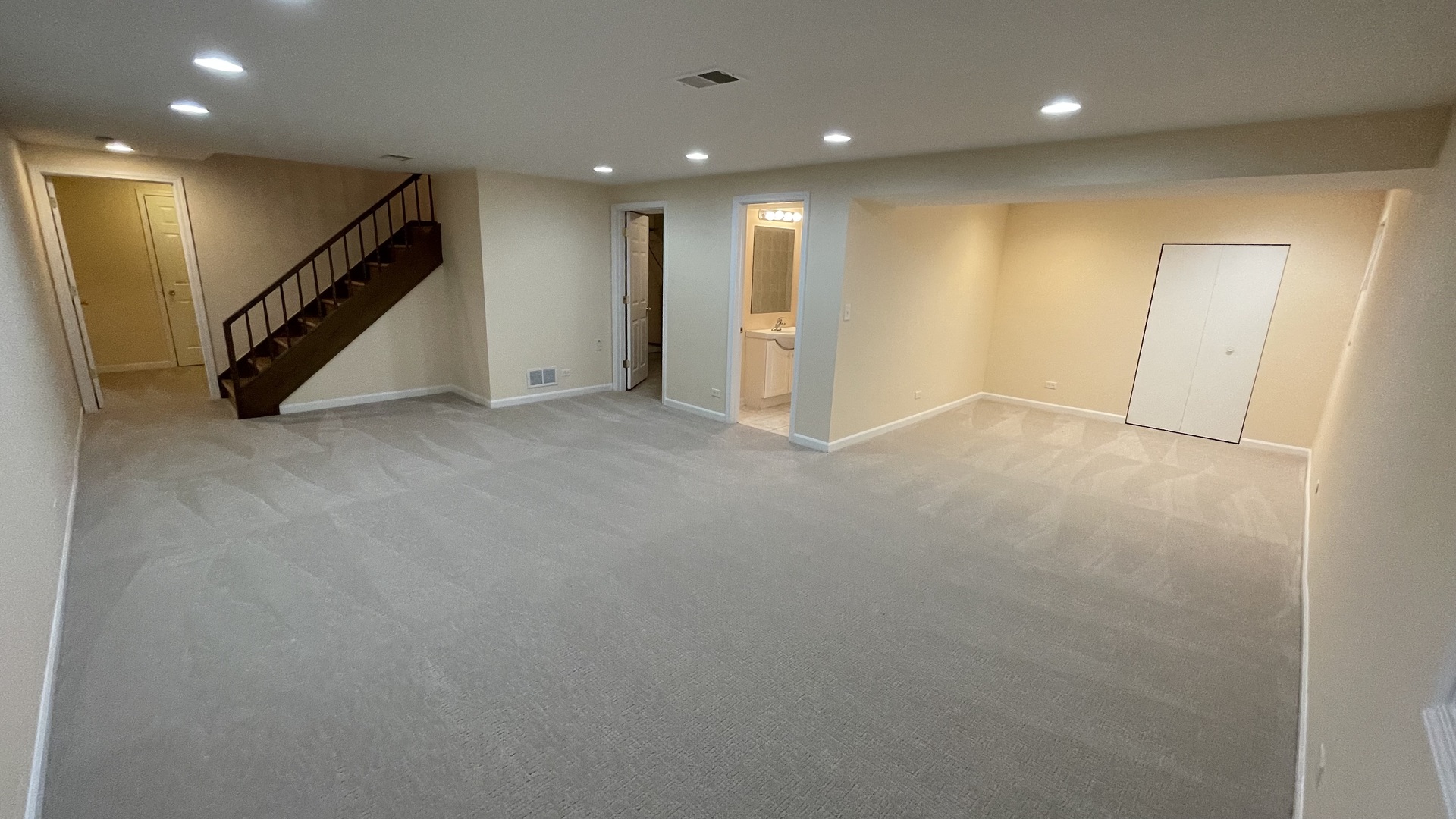 1723 Wildberry Drive #C, Glenview, IL 60025
