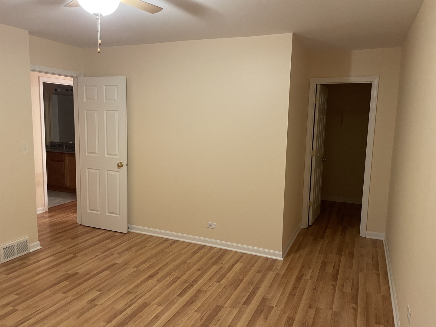 1723 Wildberry Drive #C, Glenview, IL 60025