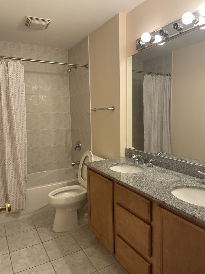 1723 Wildberry Drive #C, Glenview, IL 60025