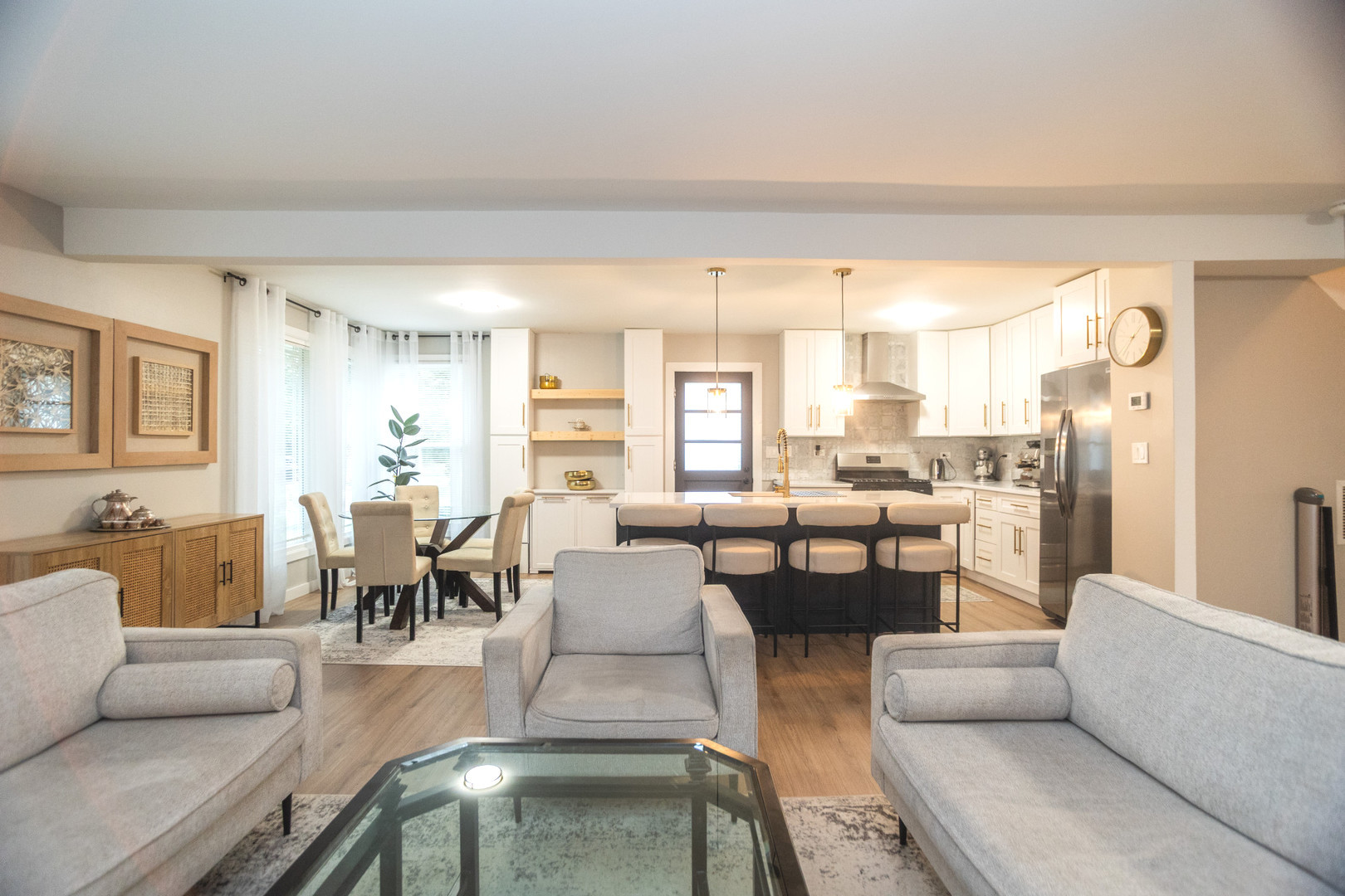 726 Lawler Avenue, Wilmette, IL 60091