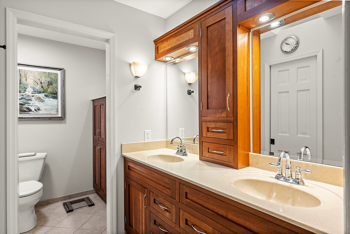 21 Pendleton Way, Bloomington, IL 61704