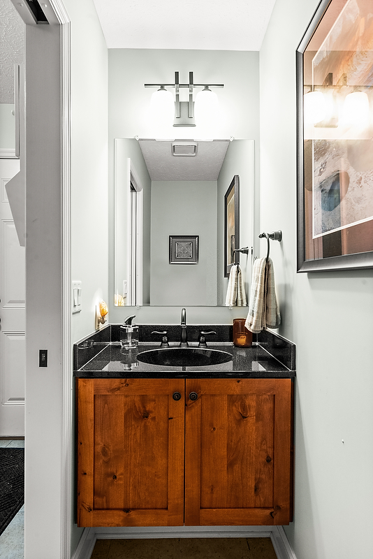 21 Pendleton Way, Bloomington, IL 61704