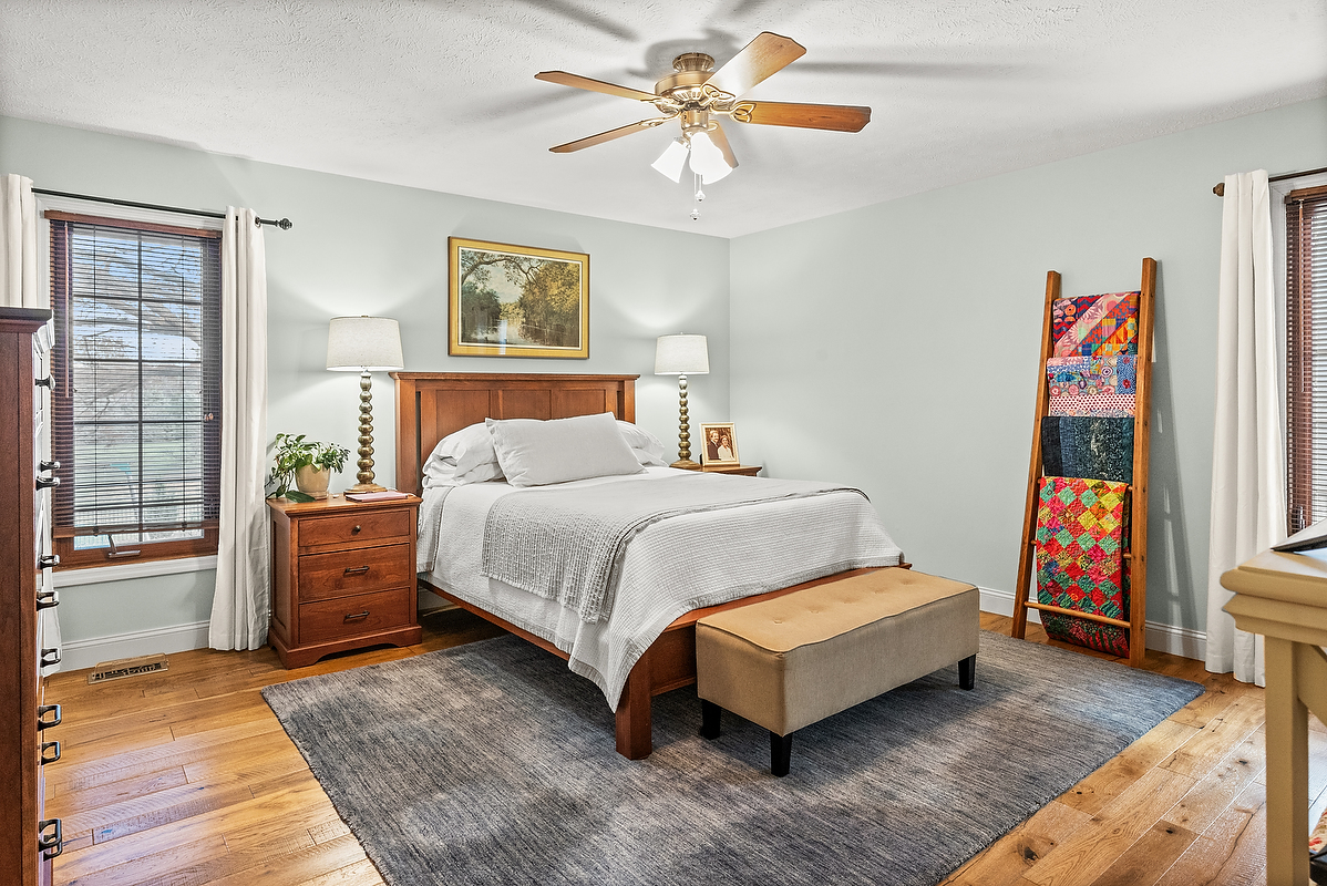 21 Pendleton Way, Bloomington, IL 61704