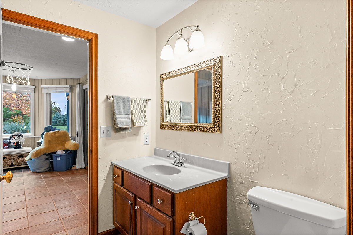 21 Pendleton Way, Bloomington, IL 61704