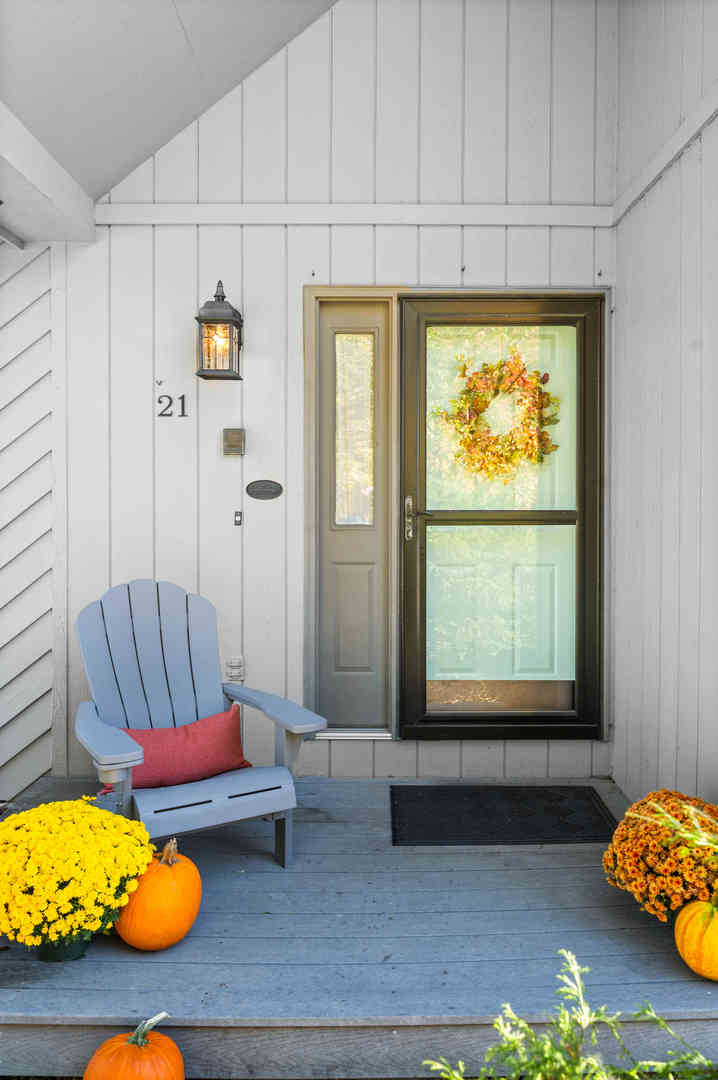 21 Pendleton Way, Bloomington, IL 61704