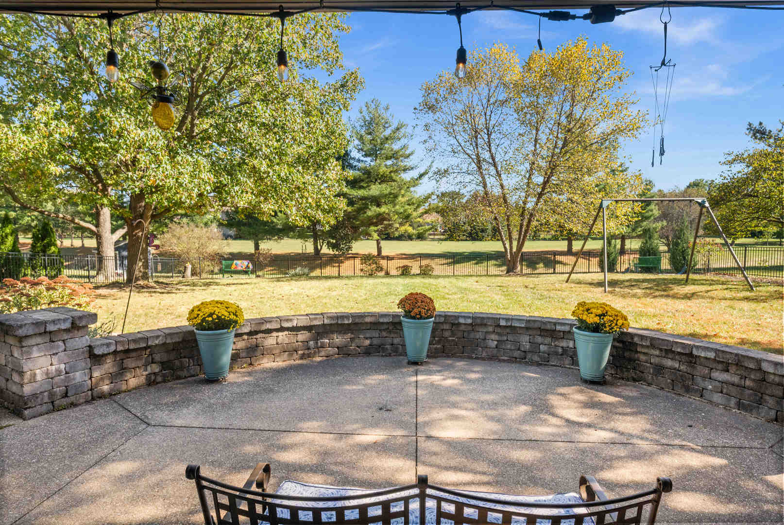 21 Pendleton Way, Bloomington, IL 61704