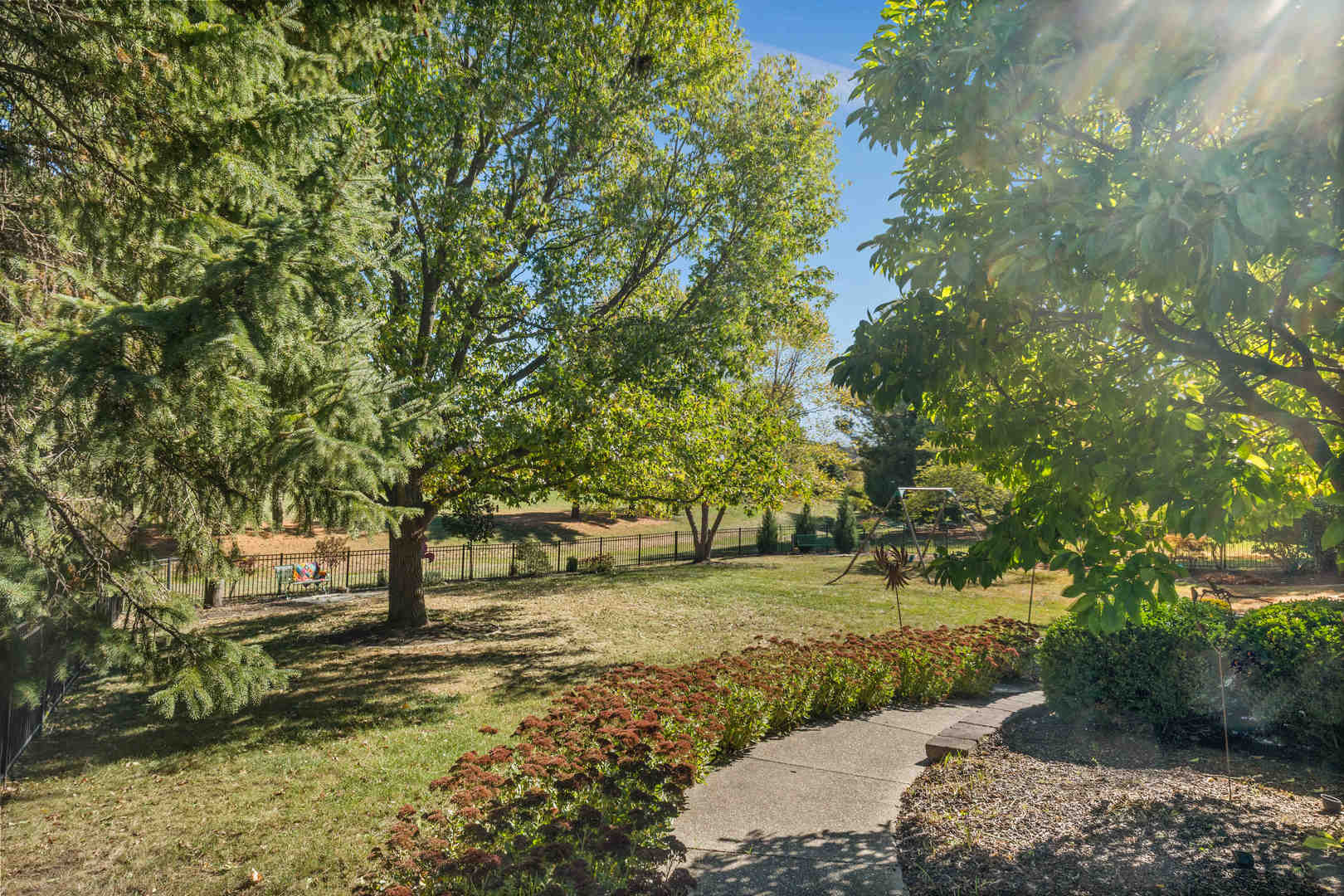 21 Pendleton Way, Bloomington, IL 61704