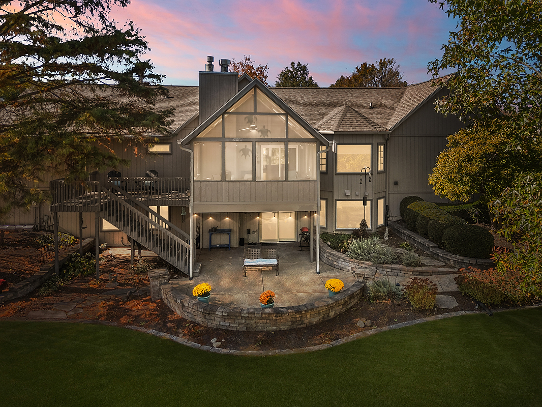 21 Pendleton Way, Bloomington, IL 61704