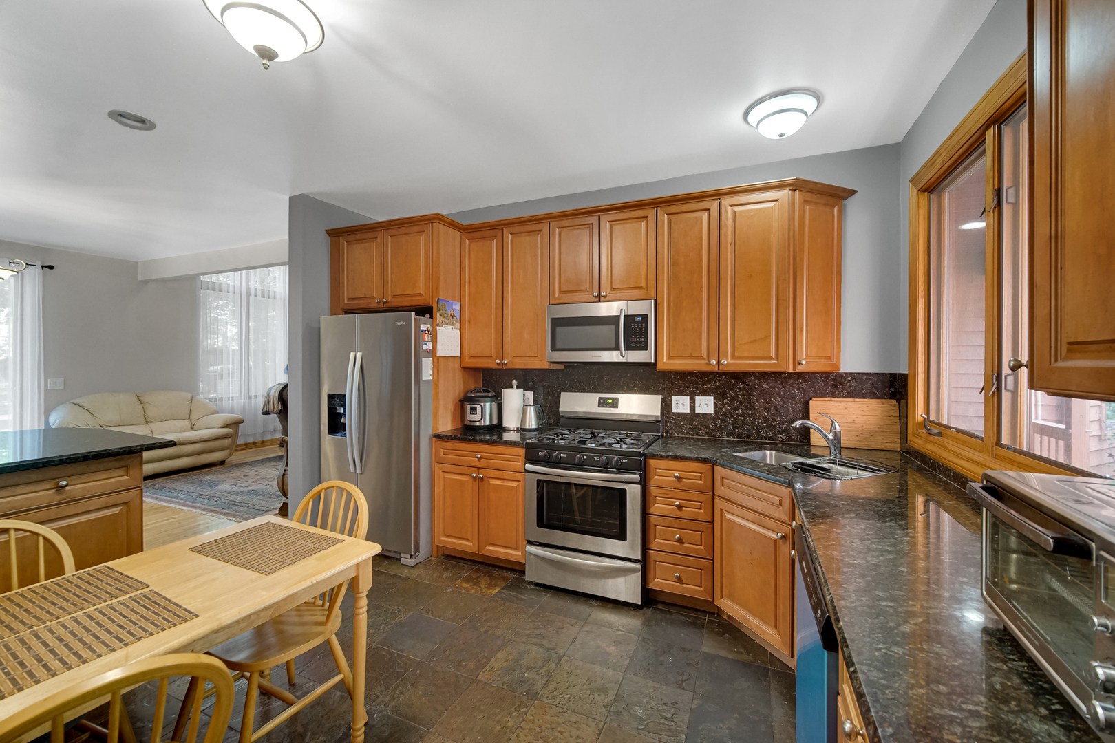 1535 N Elm Street, Palatine, IL 60067