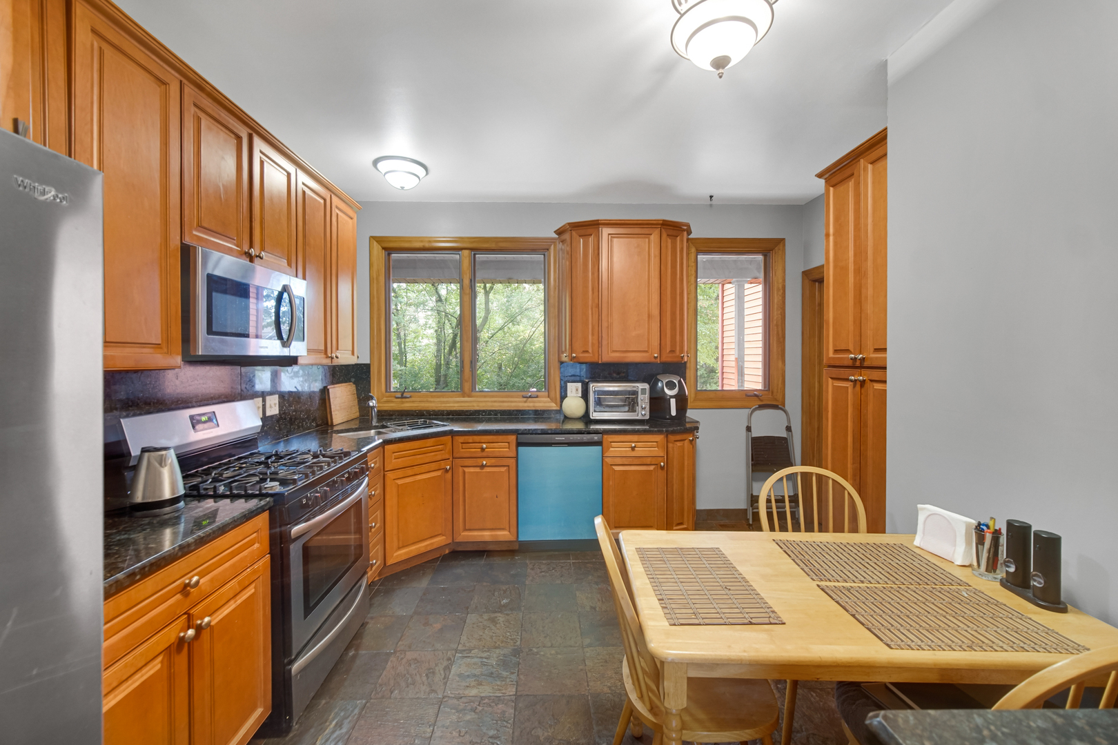 1535 N Elm Street, Palatine, IL 60067