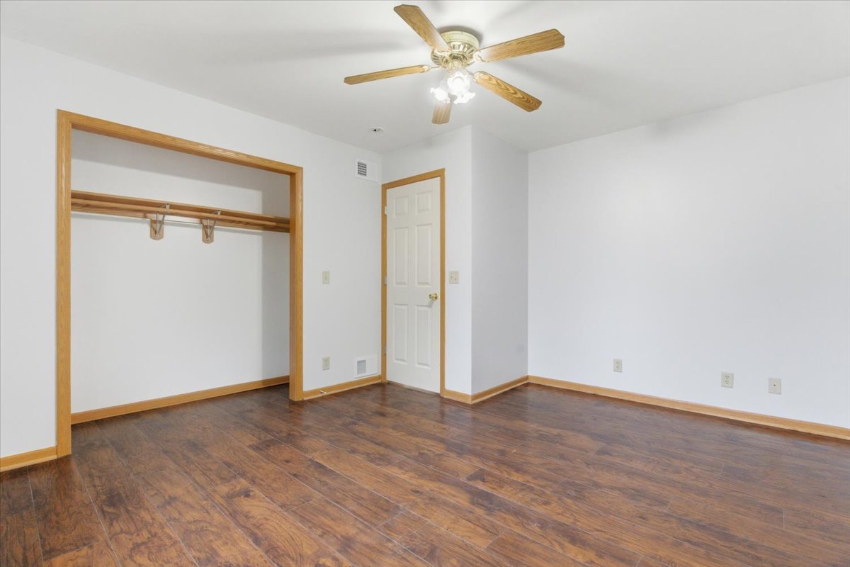 7103 Delaware Road, Wonder Lake, IL 60097