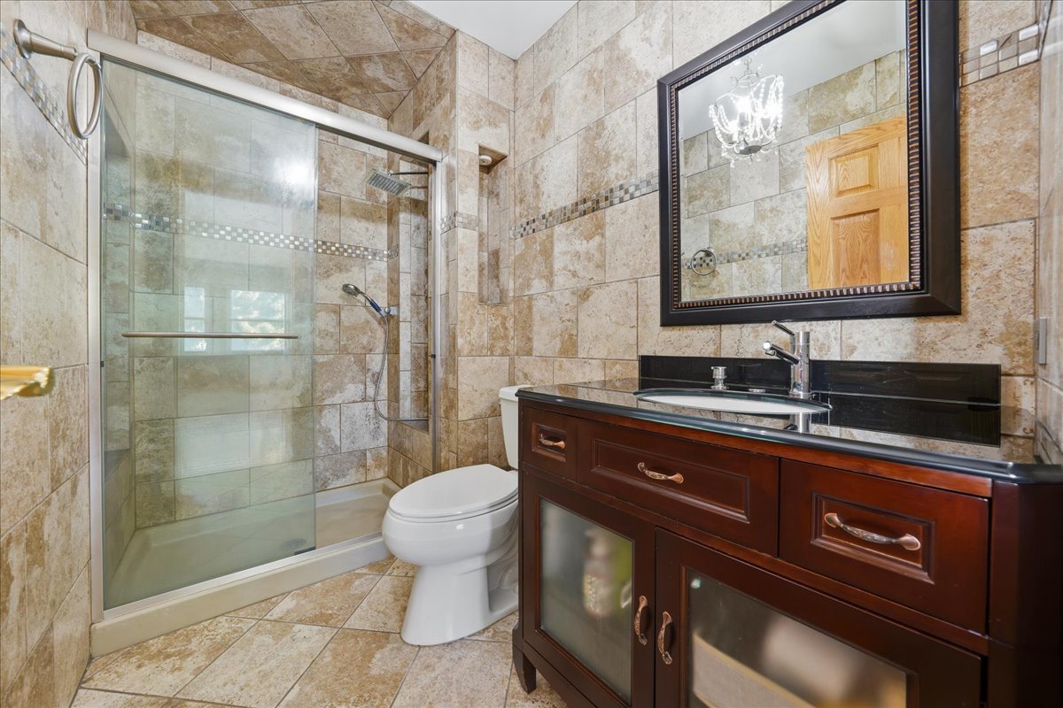 947 Wilma Lane, Elk Grove Village, IL 60007