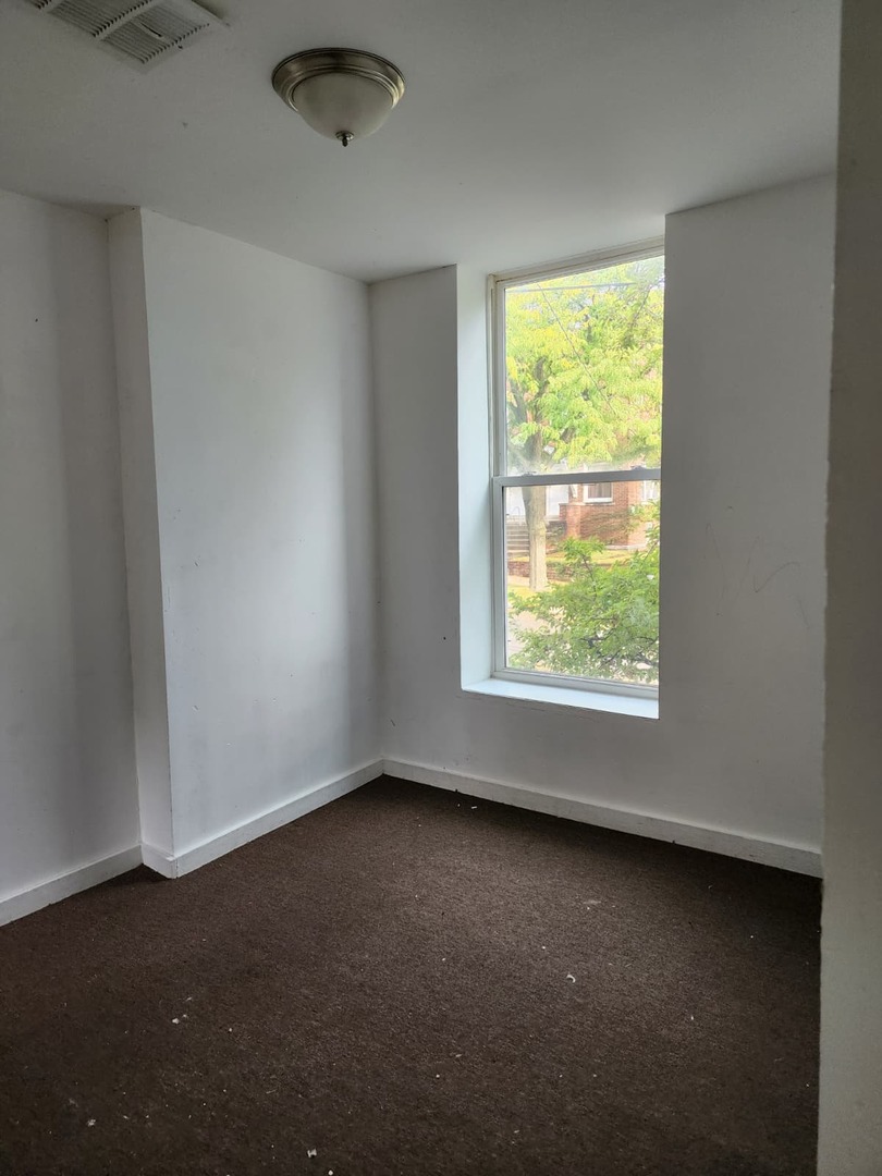 101 Comstock Street #1, Joliet, IL 60436
