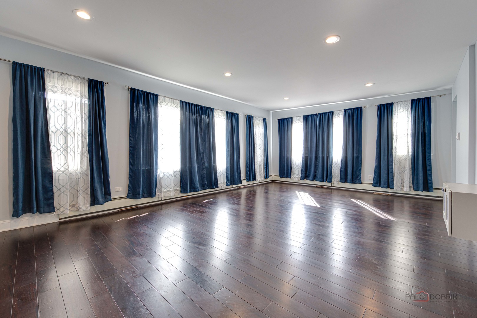 6149 N Karlov Avenue, Chicago, IL 60646