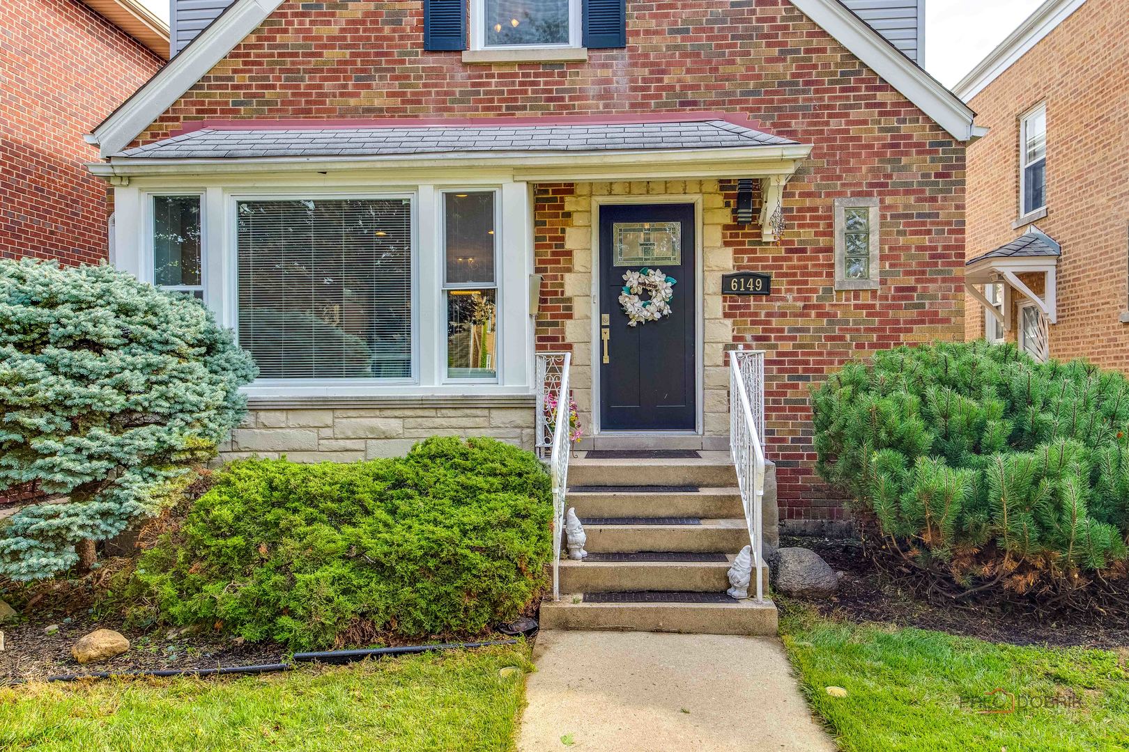 6149 N Karlov Avenue, Chicago, IL 60646