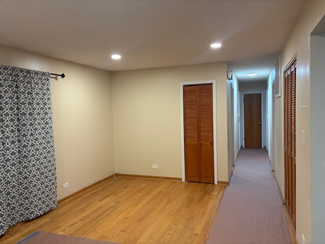 1316 MONROE Street, Lake In The Hills, IL 60156