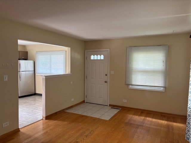 1316 MONROE Street, Lake In The Hills, IL 60156