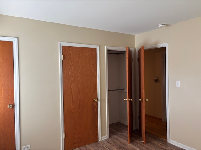 1316 MONROE Street, Lake In The Hills, IL 60156