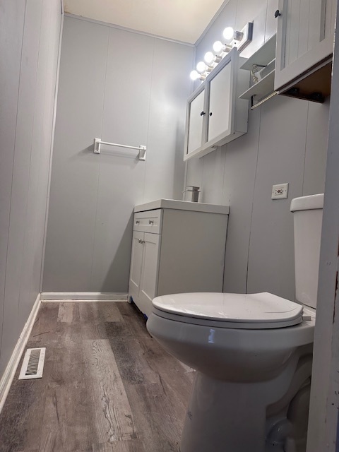 1316 MONROE Street, Lake In The Hills, IL 60156