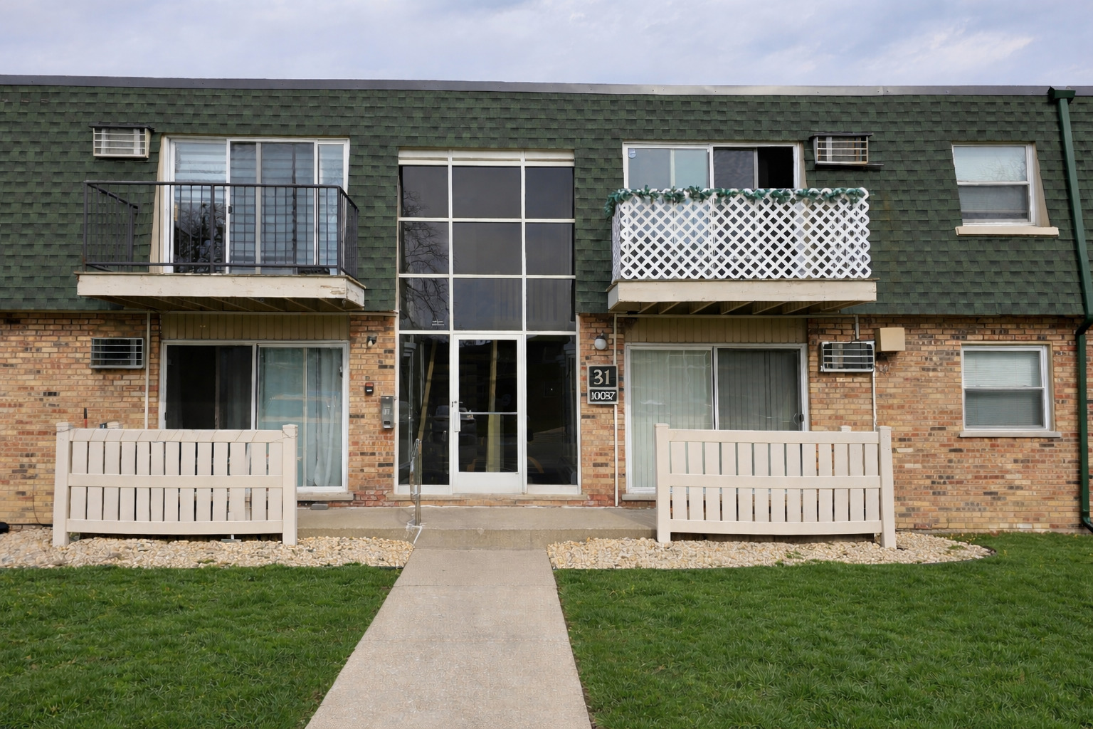 10037 S Walnut Terrace #31-111, Palos Hills, IL 60465
