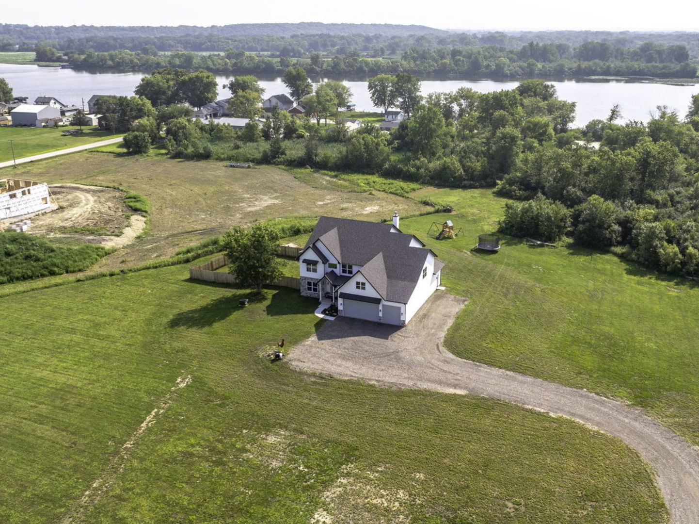 6256 N Dresden Road, Morris, IL 60450