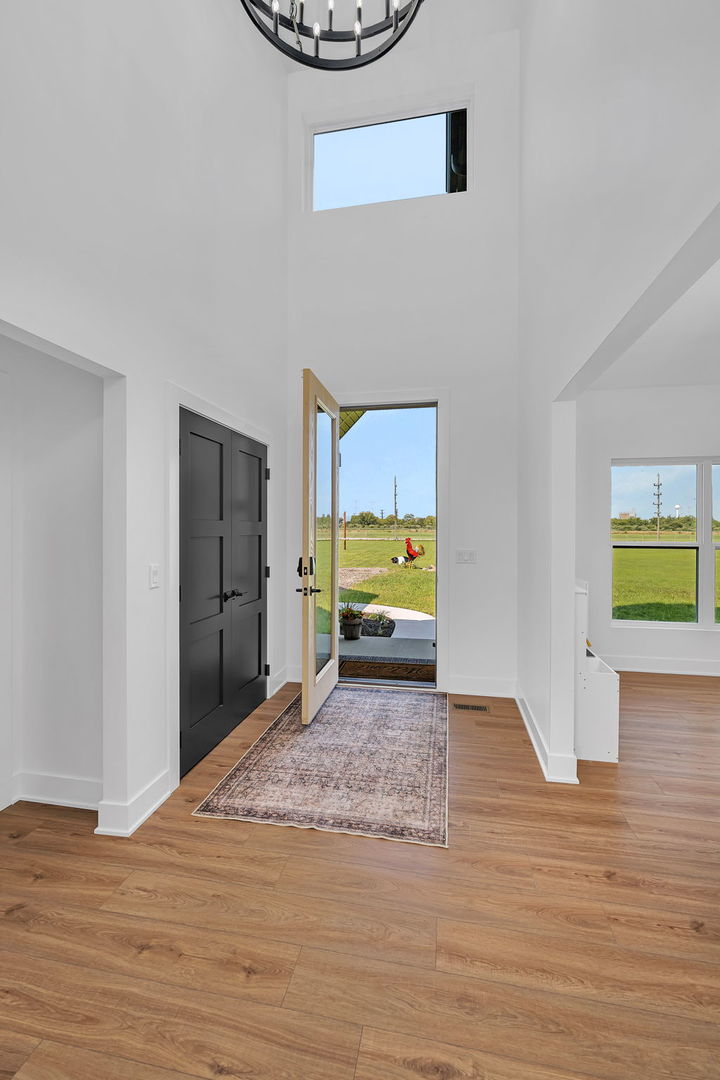 6256 N Dresden Road, Morris, IL 60450