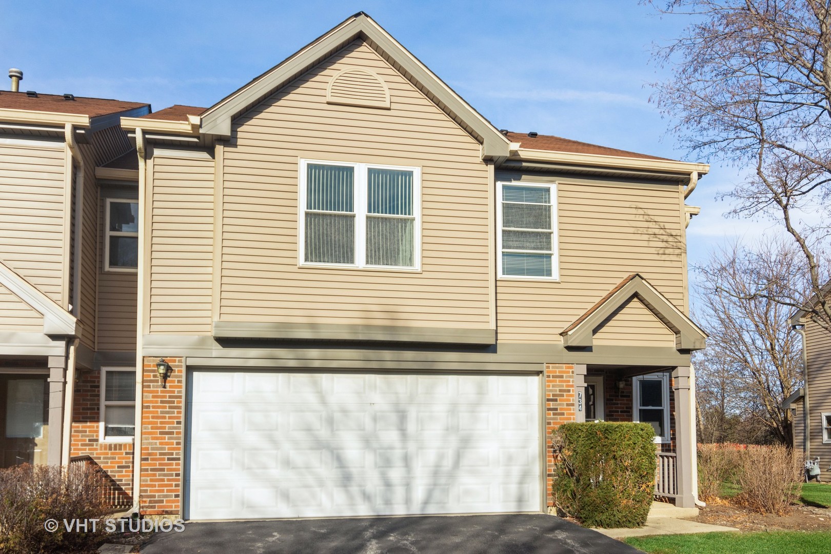 734 E Whispering Oaks Court #10-E, Palatine, IL 60074