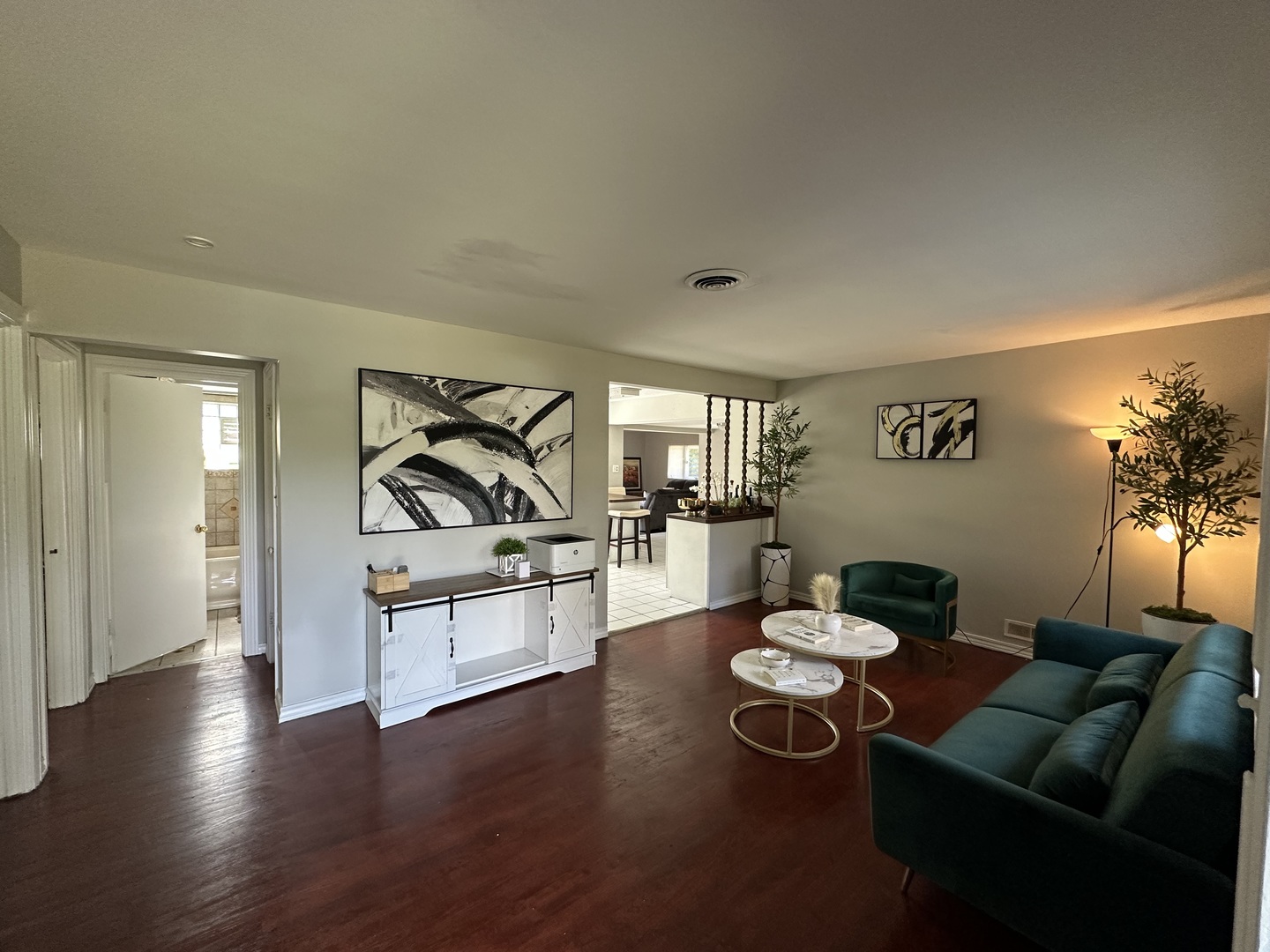 16W311 94th Place, Burr Ridge, IL 60527