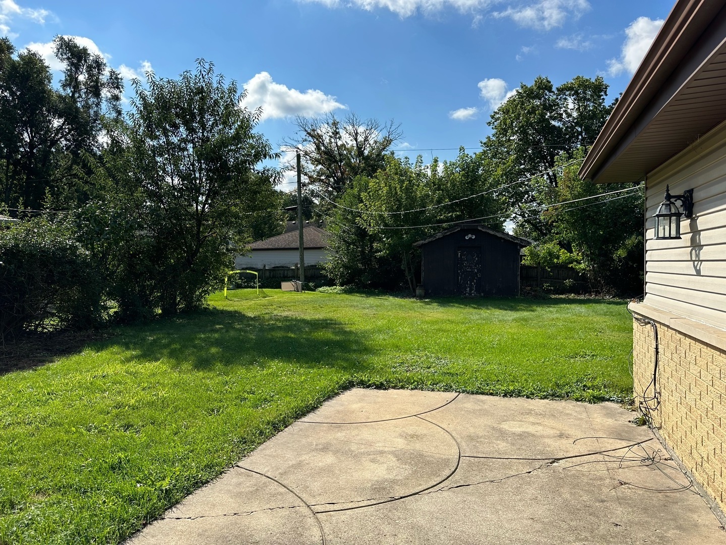 16W311 94th Place, Burr Ridge, IL 60527