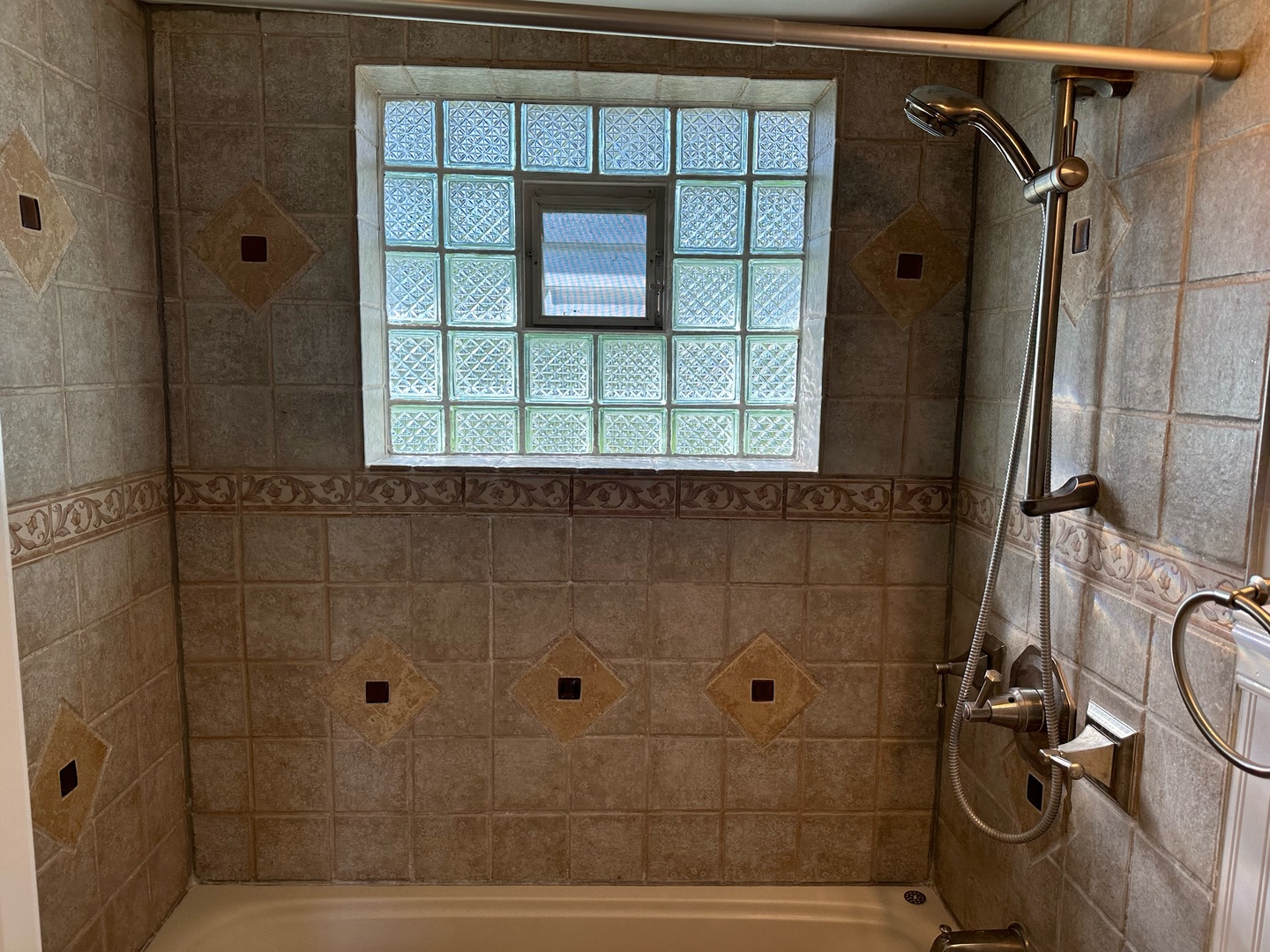 16W311 94th Place, Burr Ridge, IL 60527