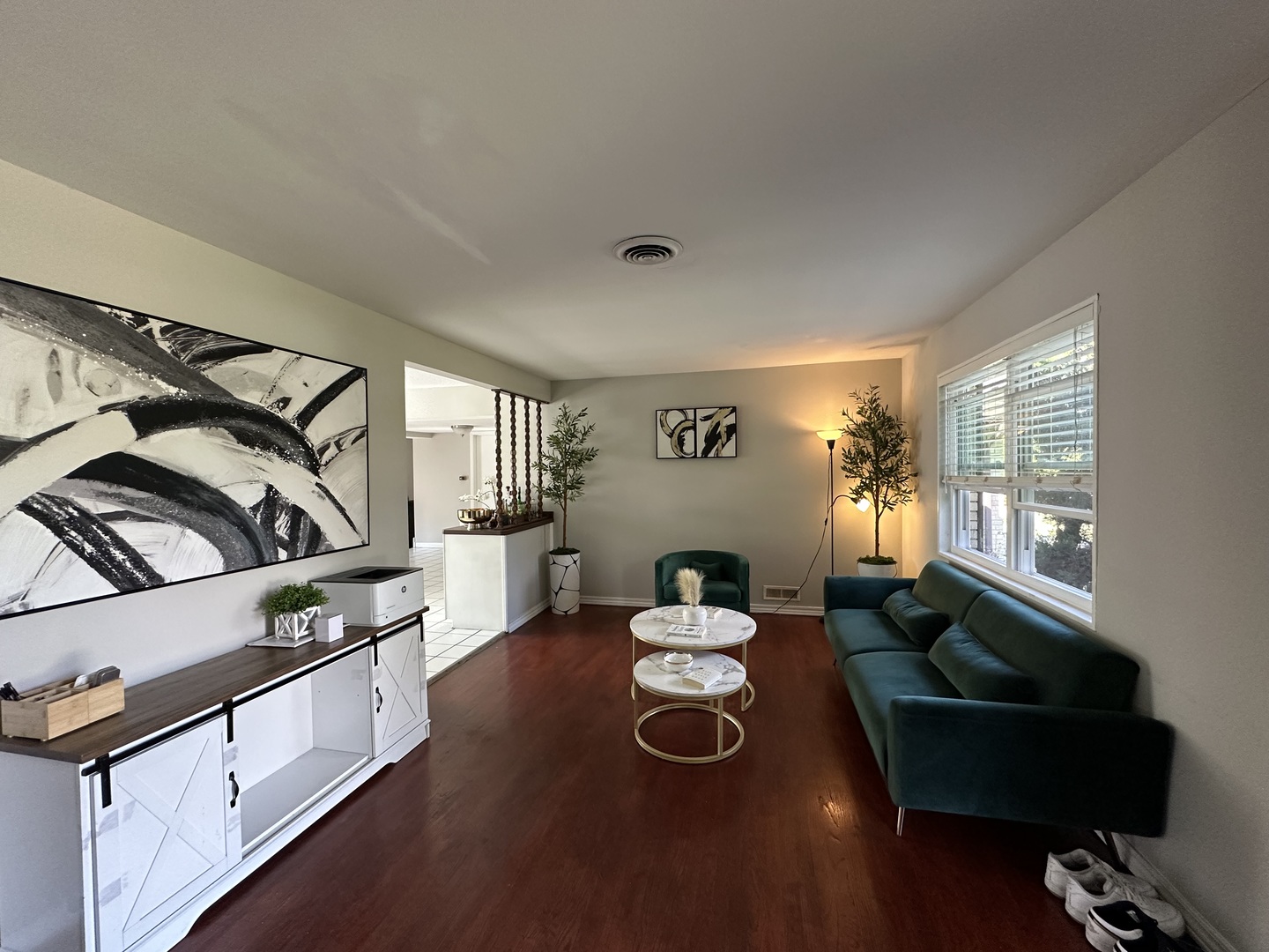 16W311 94th Place, Burr Ridge, IL 60527