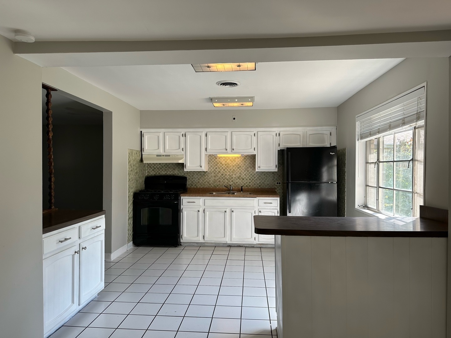 16W311 94th Place, Burr Ridge, IL 60527