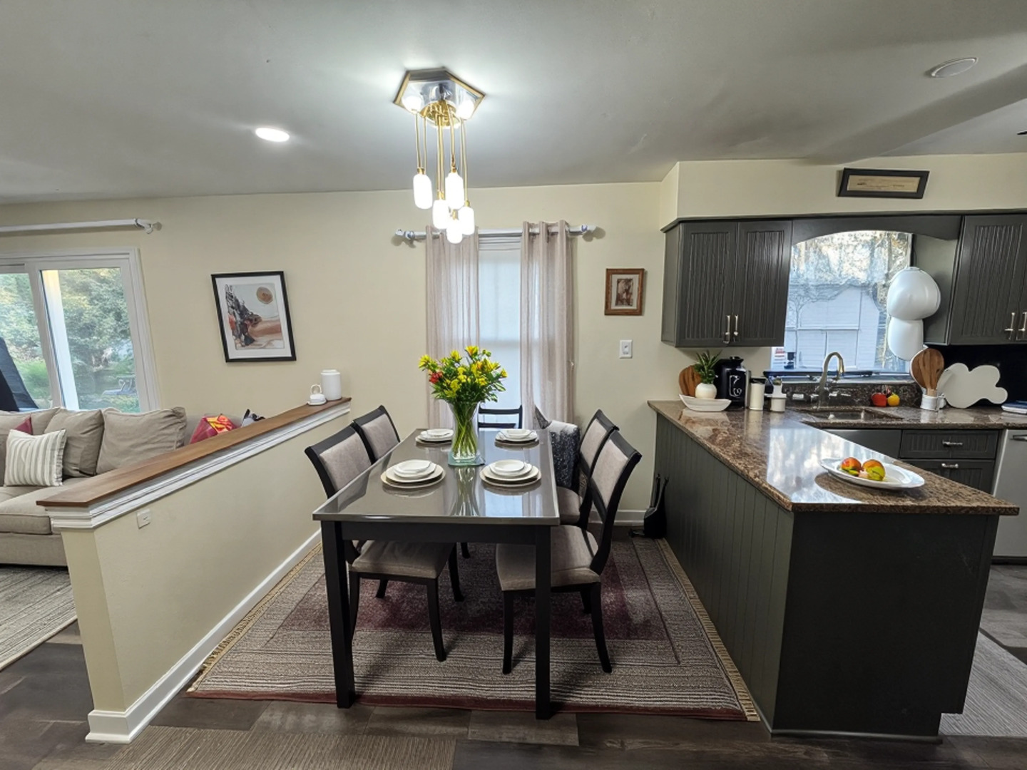 1111 Country Drive, Shorewood, IL 60404