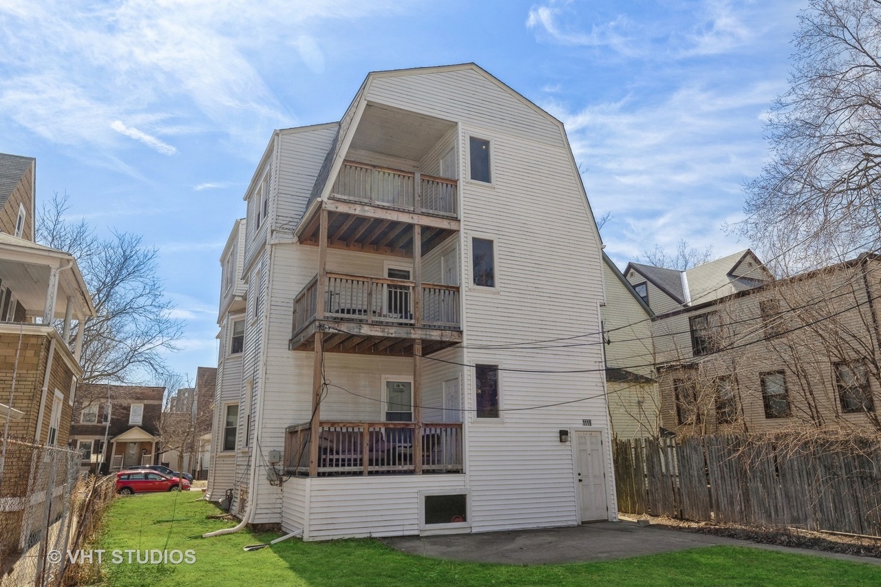 1119 Garnett Place #1, Evanston, IL 60201