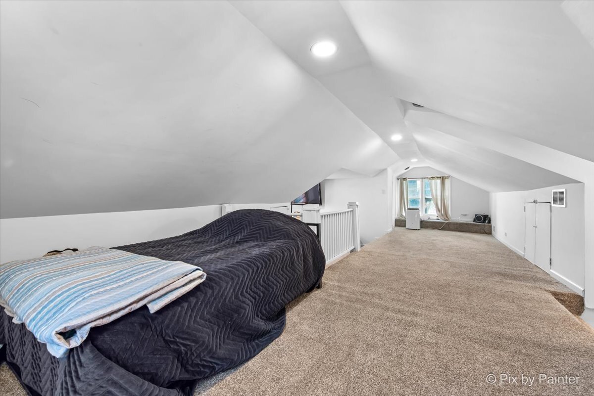 1304 River Terrace Drive, Johnsburg, IL 60051