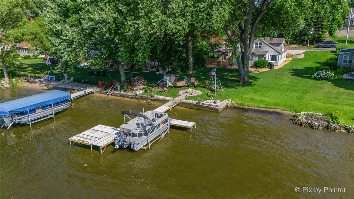 1304 River Terrace Drive, Johnsburg, IL 60051