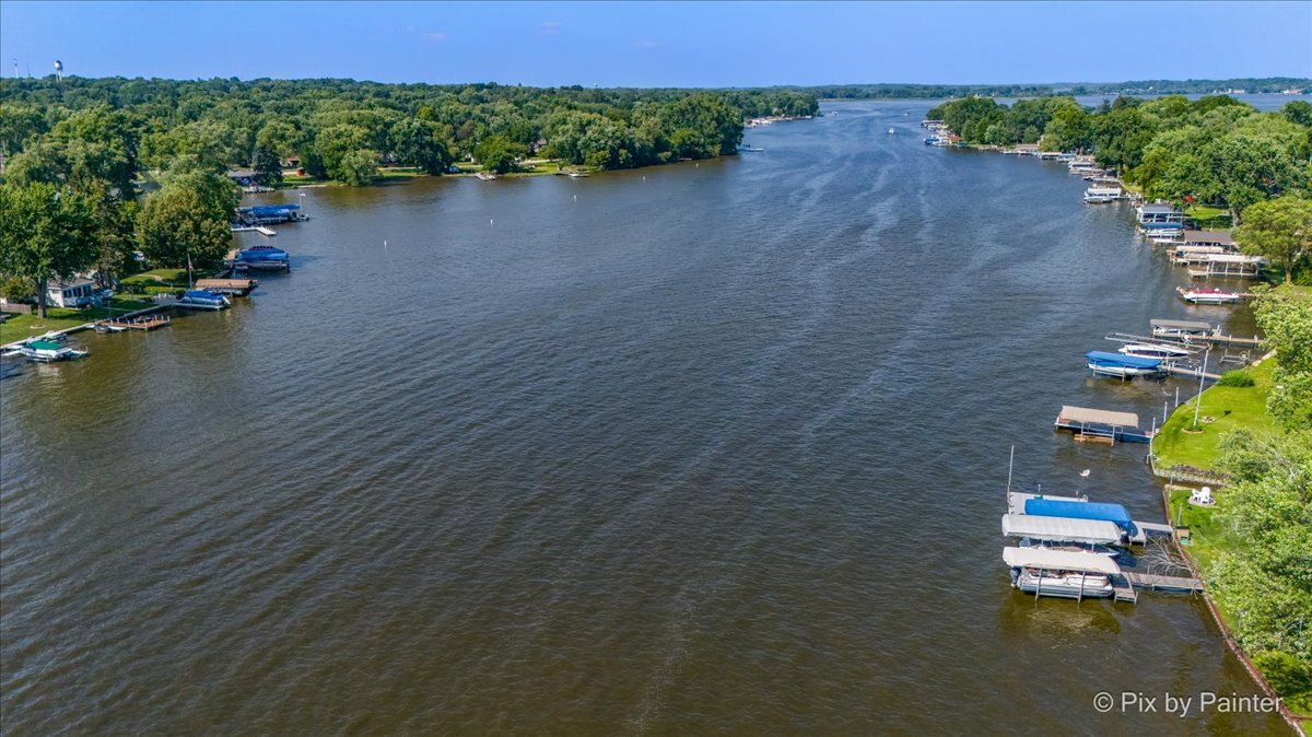 1304 River Terrace Drive, Johnsburg, IL 60051