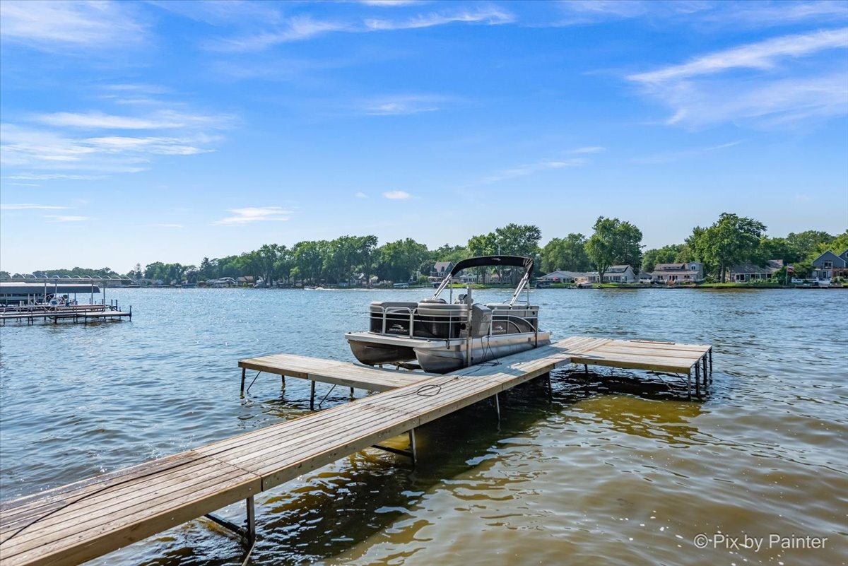 1304 River Terrace Drive, Johnsburg, IL 60051