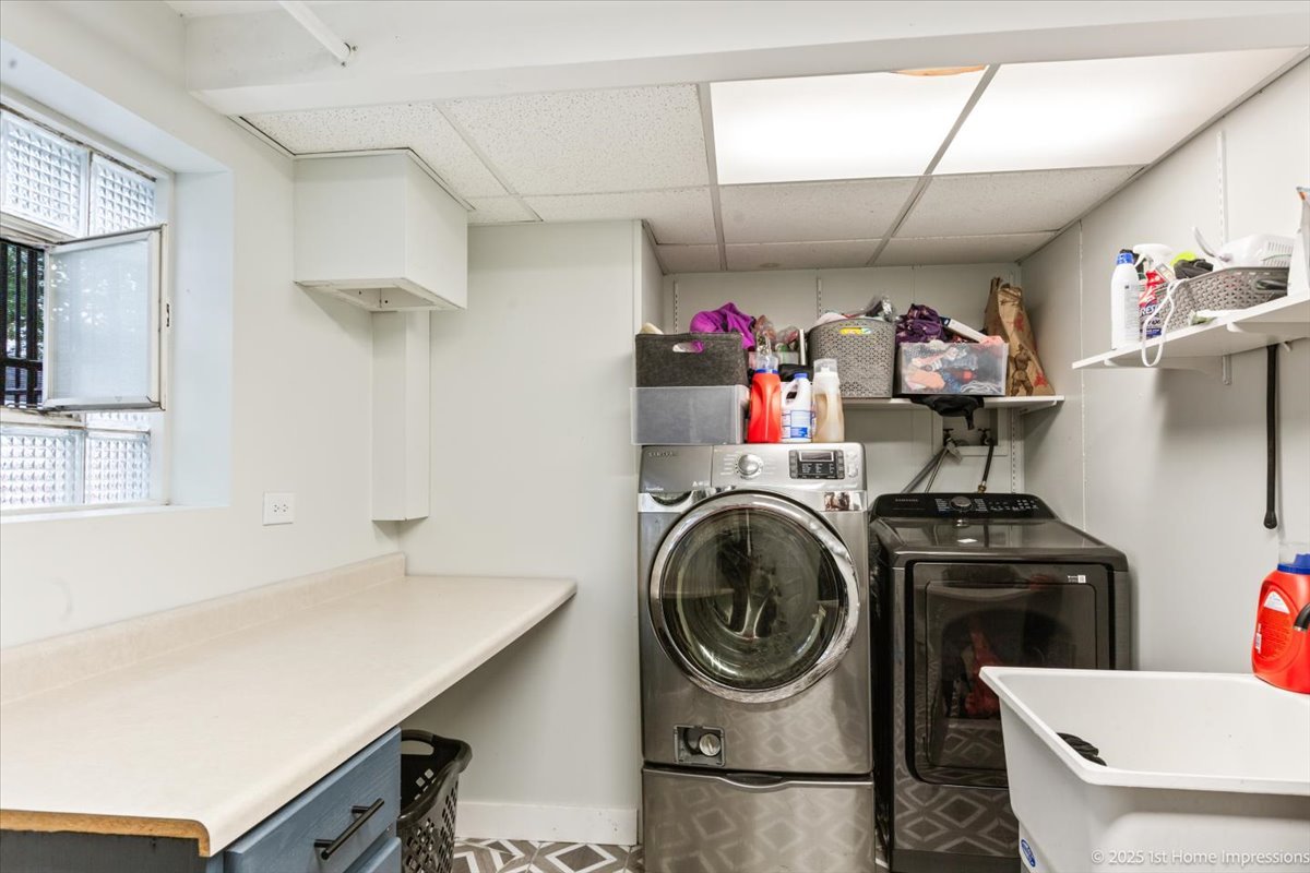 15309 Walnut Road, Oak Forest, IL 60452