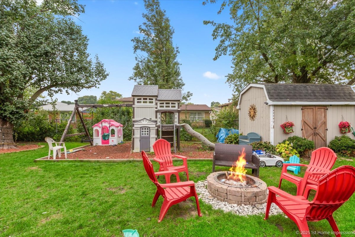 15309 Walnut Road, Oak Forest, IL 60452