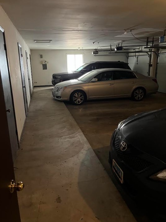 8216 Mulberry Court #8B, Palos Hills, IL 60465