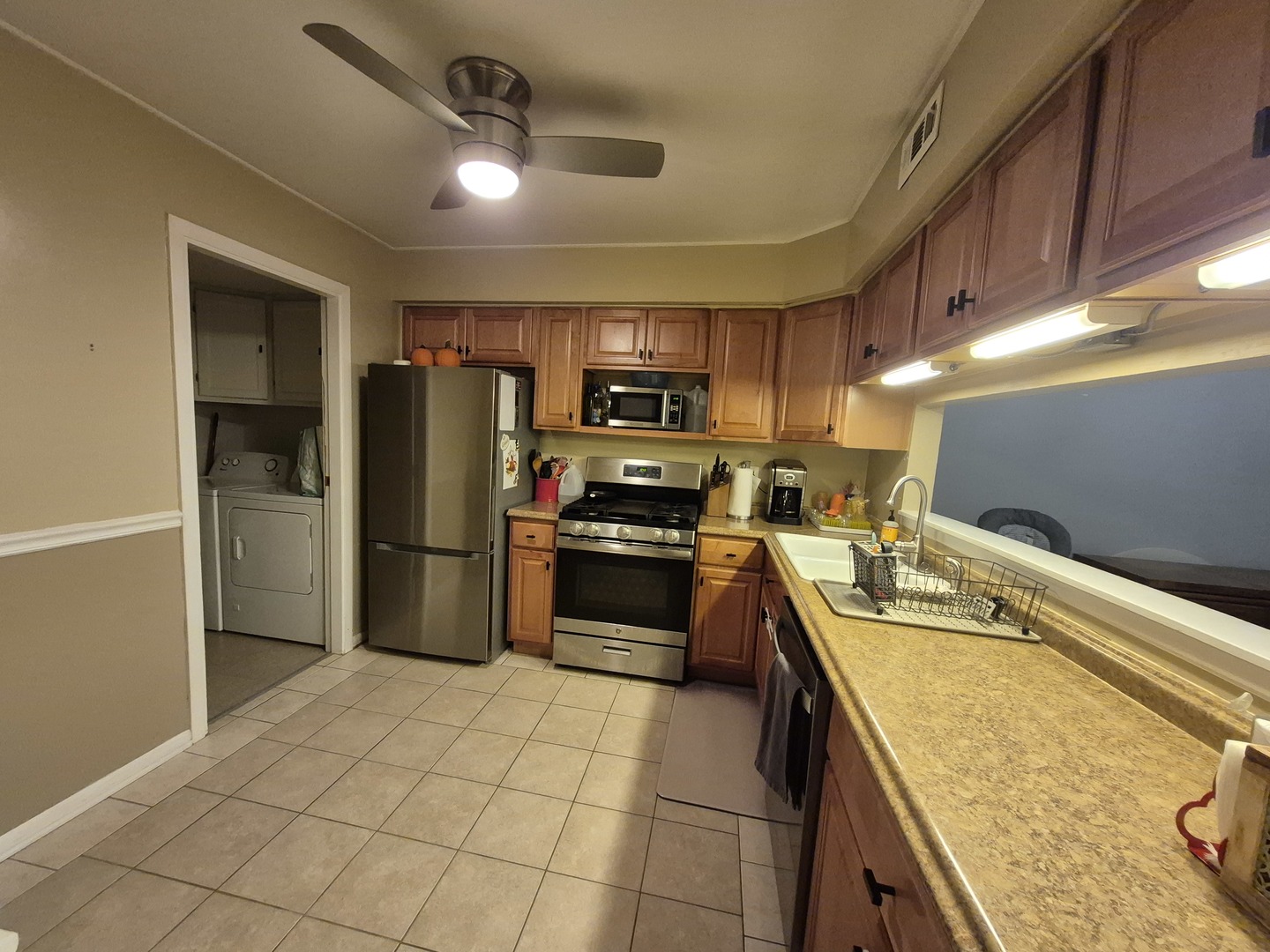 8216 Mulberry Court #8B, Palos Hills, IL 60465